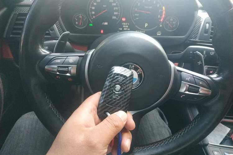 Used BMW M4 2014 M4 two-door coupe Vehicle Key