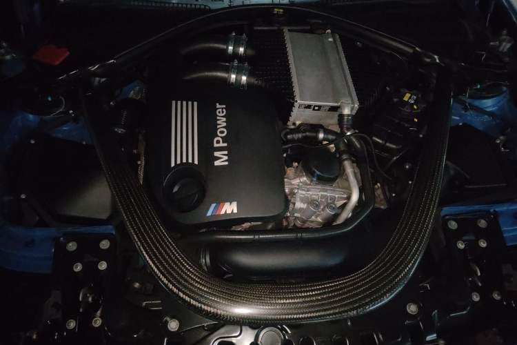 Used BMW M4 2016 M4 Convertible Coupe Racing Edition Limited Release Engine Bay