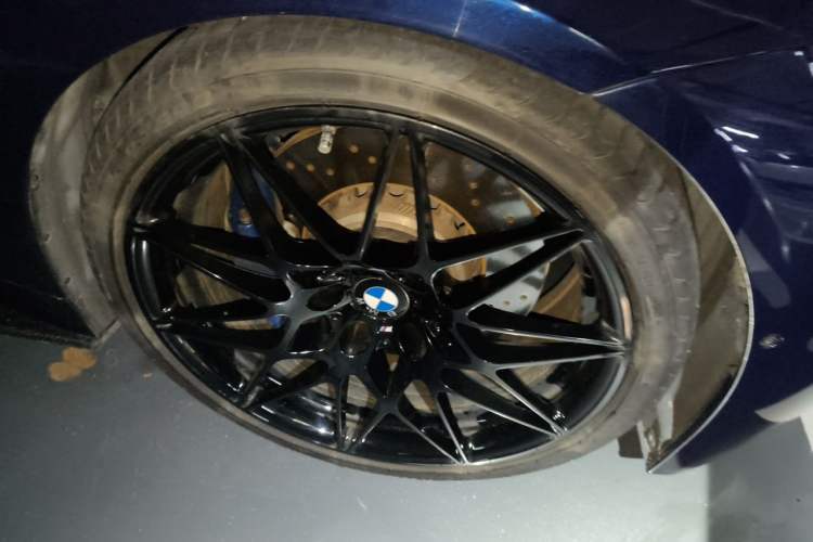Used BMW M4 2016 M4 Coupe Racing Edition Limited Release Right Front Wheel Hub
