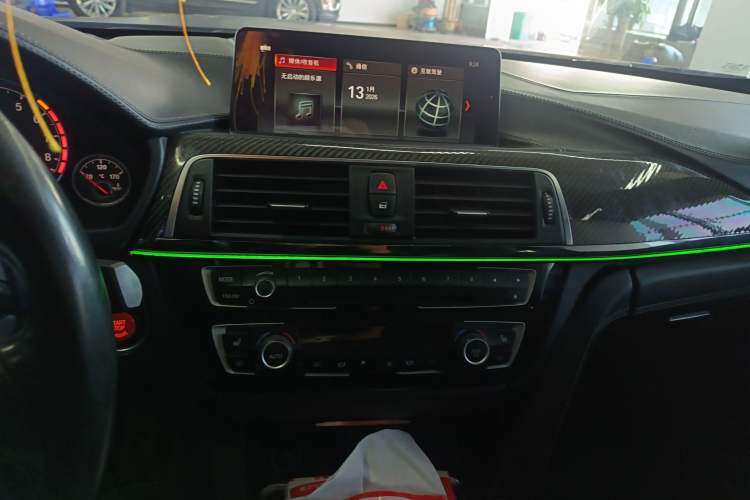 Used BMW M4 2017 M4 Coupe Audio And AC Panel