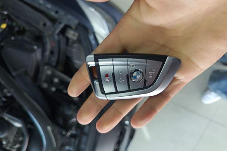 Used BMW M4 2017 M4 Coupe Vehicle Key