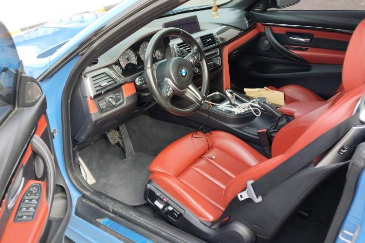 Used BMW M4 2017 M4 Convertible Coupe Fan Limited Edition Driver Seat