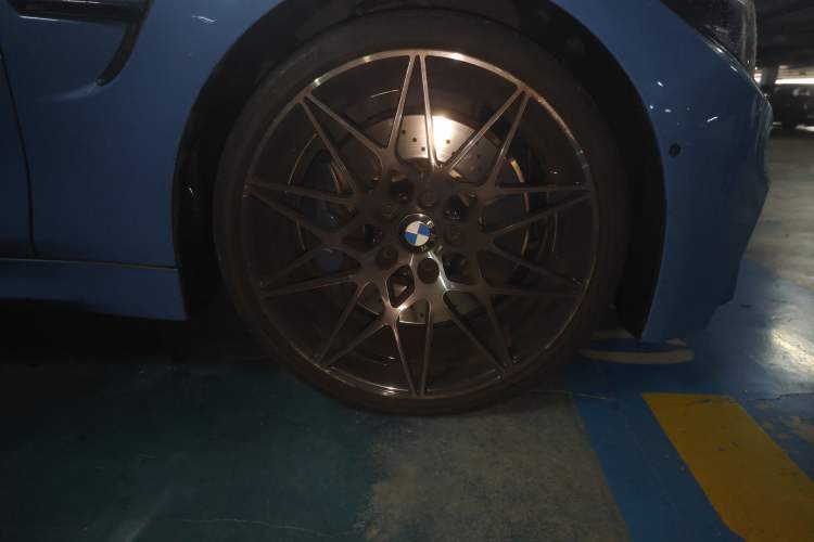 Used BMW M4 2017 M4 Coupe Exterior 7