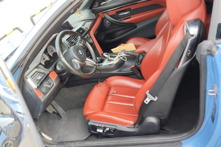 Used BMW M4 2017 M4 Convertible Coupe Fan Limited Edition Left Front Seat