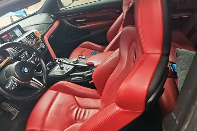 Used BMW M4 2017 M4 Coupe Left Front Seat