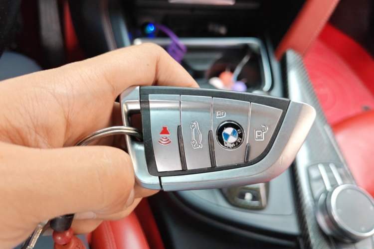 Used BMW M4 2017 M4 Convertible Sports Coupe Vehicle Key