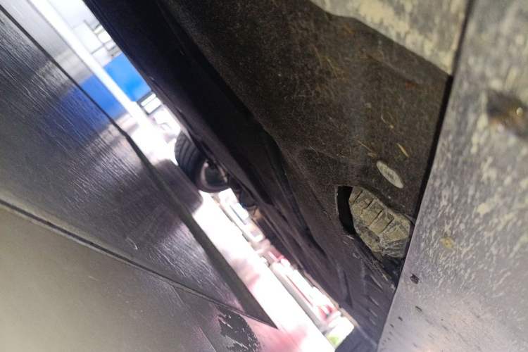 Used BMW M4  Chassis Front Left