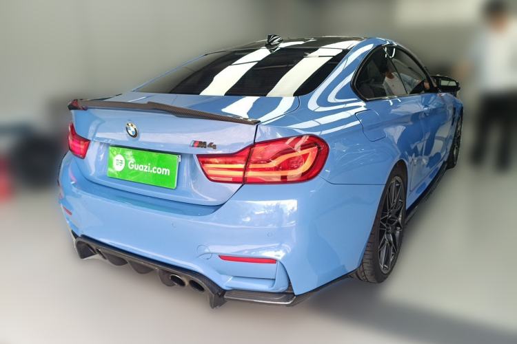 Used BMW M4  Rear Right 45 Deg