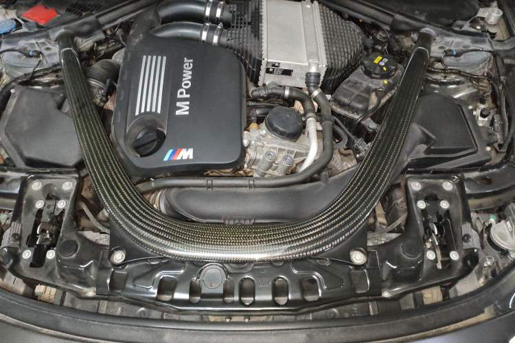 Used BMW M4 2017 M4 Coupe Engine Bay