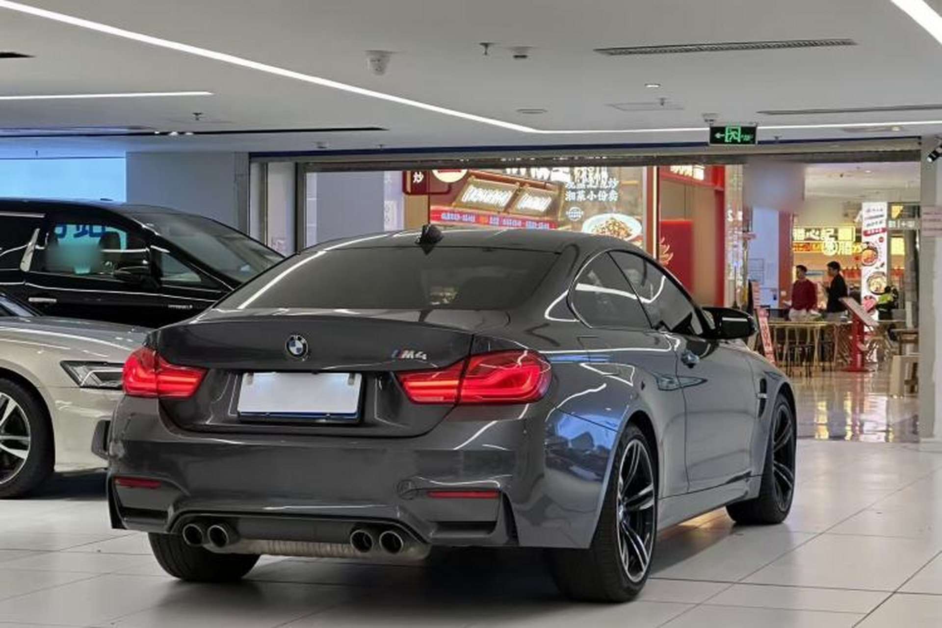 Used BMW M4 2017 M4 Coupe Exterior 4