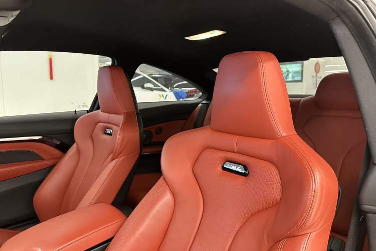 Used BMW M4 2017 M4 Coupe Interior 7