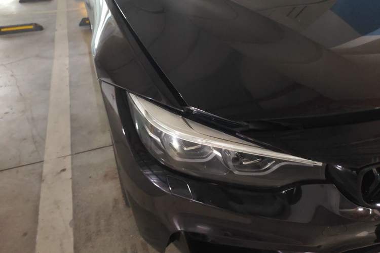 Used BMW M4 2017 M4 Convertible Sports Coupe Right Front Headlight