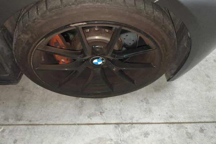 Used BMW M4 2017 M4 Coupe Right Front Wheel Hub
