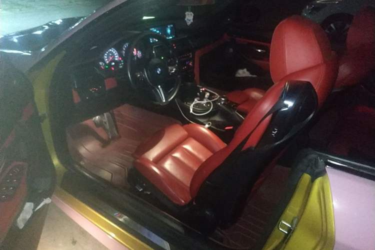 Used BMW M4 2017 M4 Convertible Coupe Fan Limited Edition Driver Seat