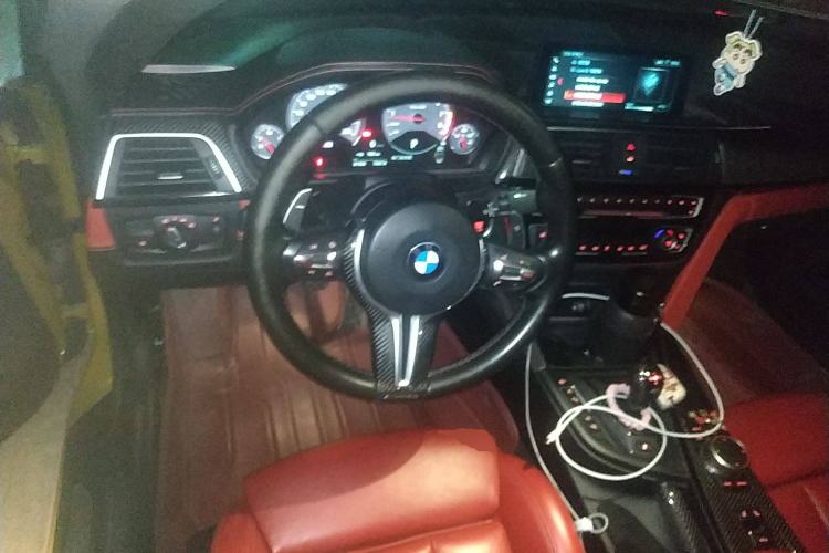 Used BMW M4 2017 M4 Convertible Coupe Fan Limited Edition Steering Wheel