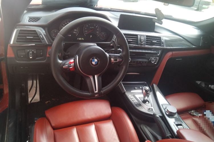 Used BMW M4 2017 M4 Convertible Sports Coupe Center Console