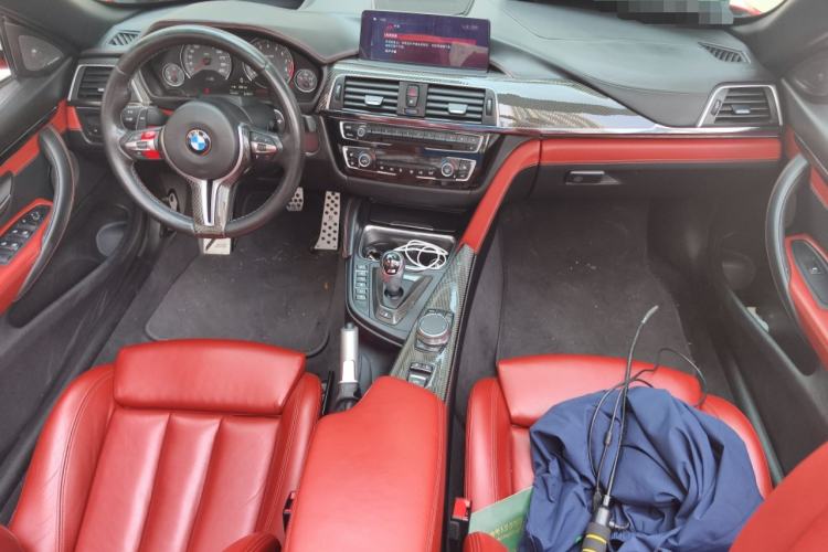 Used BMW M4 2017 M4 Convertible Sports Coupe Center Console