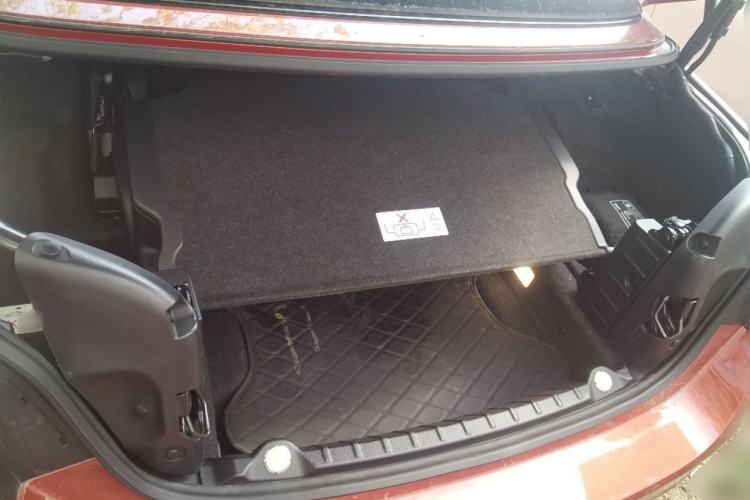 Used BMW M4 2017 M4 Convertible Sports Coupe Trunk