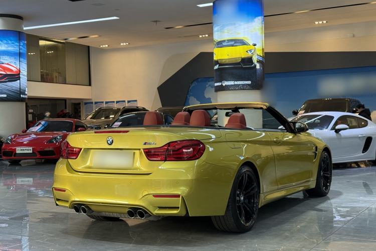 Used BMW M4 2017 M4 Convertible Sports Coupe Exterior 5