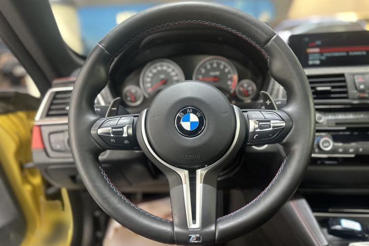 Used BMW M4 2017 M4 Convertible Sports Coupe Interior 2