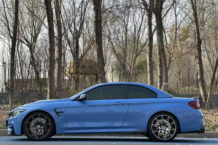 Used BMW M4 2018 M4 Convertible Coupe Fan Limited Edition Exterior 10