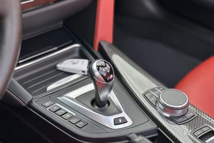 Used BMW M4 2018 M4 Convertible Coupe Fan Limited Edition Gear Lever