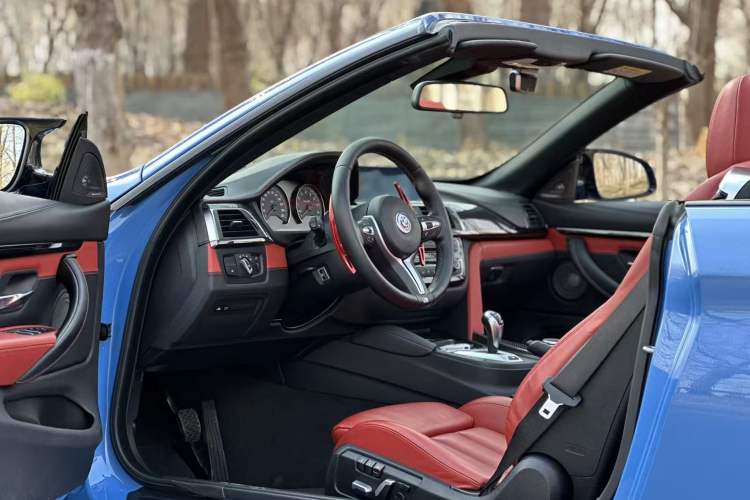 Used BMW M4 2018 M4 Convertible Coupe Fan Limited Edition Interior 5
