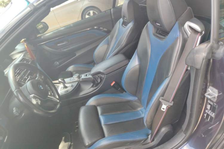 Used BMW M4 2018 M4 Convertible Coupe Fan Limited Edition Left Front Seat