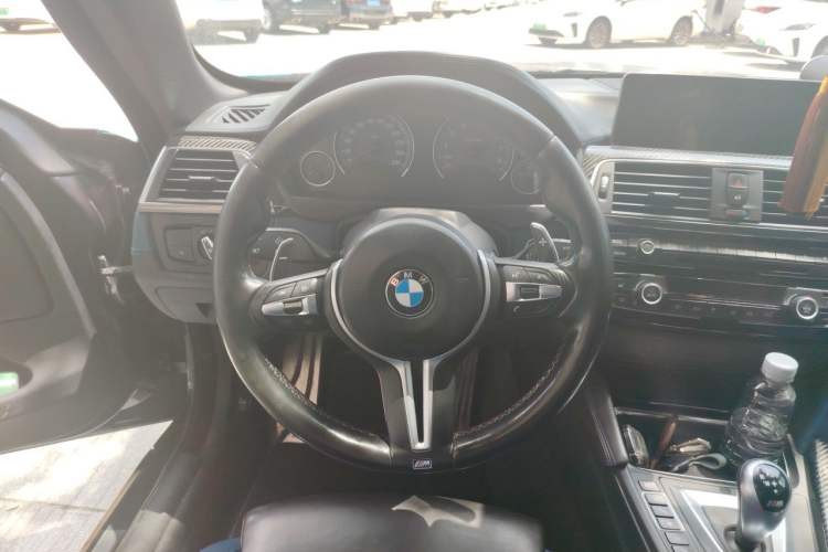 Used BMW M4 2018 M4 Convertible Coupe Fan Limited Edition Steering Wheel