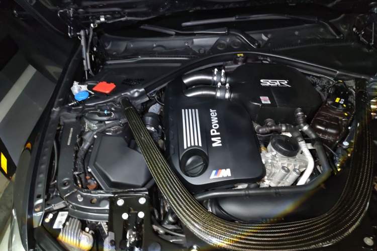 Used BMW M4 2018 M4 Coupe Fan Limited Edition Engine Bay Right