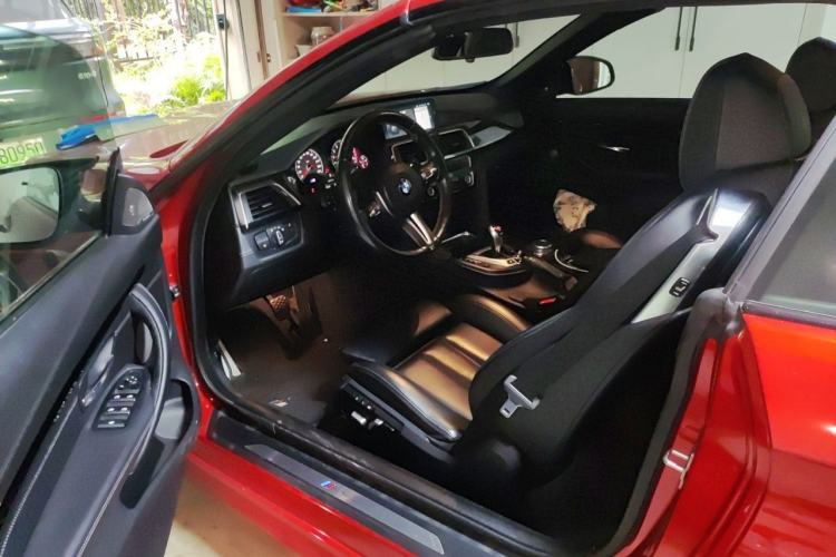 Used BMW M4 2018 M4 Convertible Coupe Fan Limited Edition Driver Seat