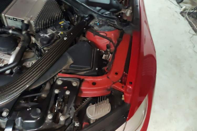 Used BMW M4 2018 M4 Convertible Coupe Fan Limited Edition Engine Bay Left