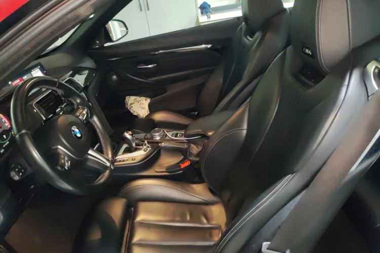 Used BMW M4 2018 M4 Convertible Coupe Fan Limited Edition Left Front Seat