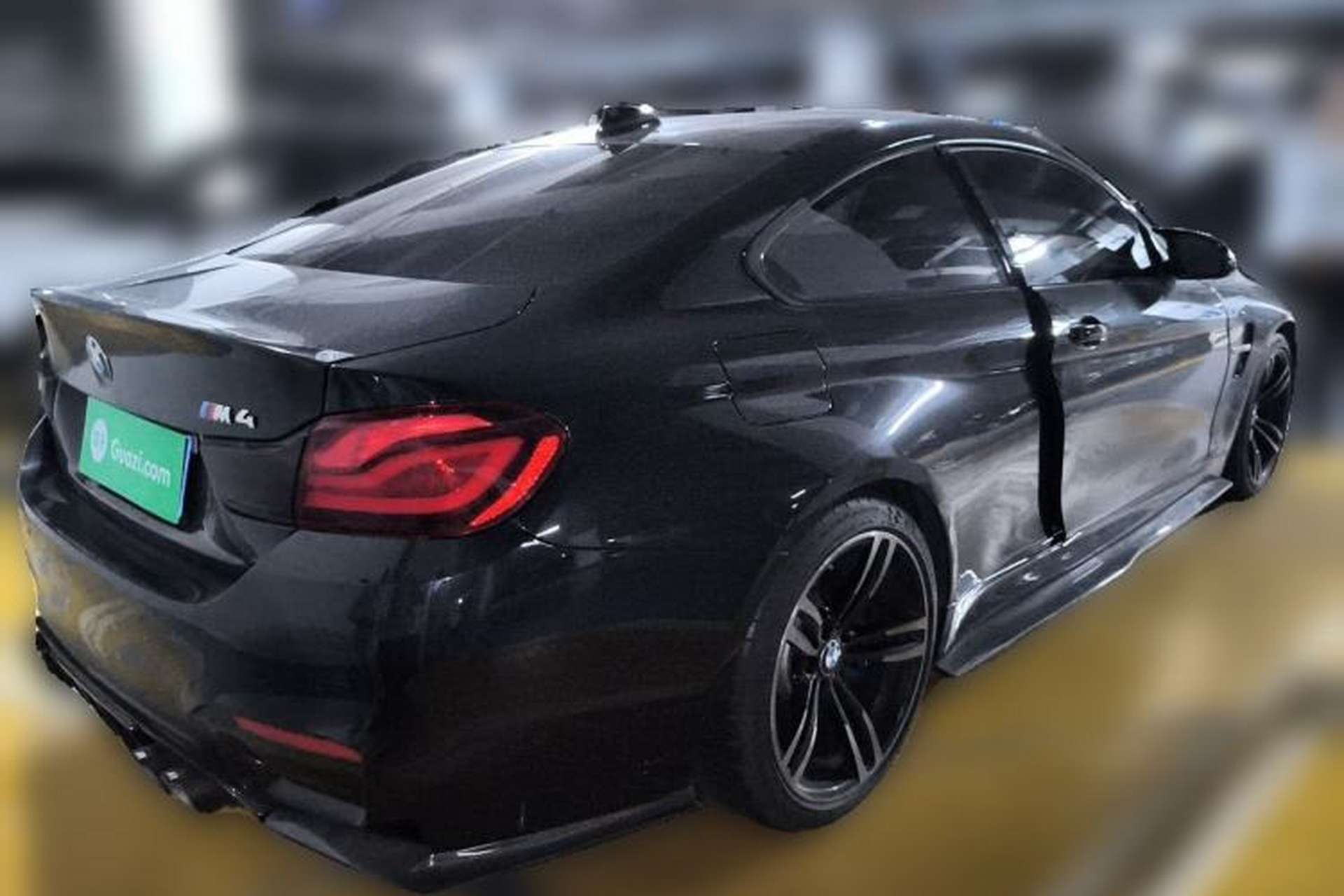Used BMW M4 2019 M4 Coupe Shadow Edition Rear Right 45 Deg