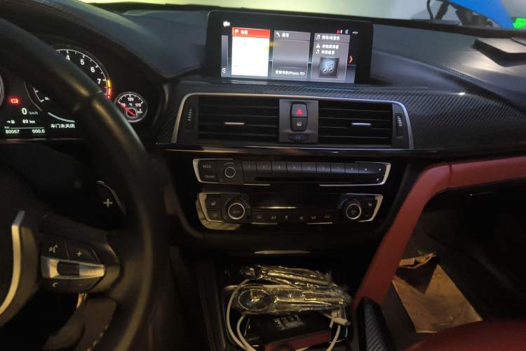 Used BMW M4 2019 M4 Convertible Coupe Shadow Edition Audio And AC Panel