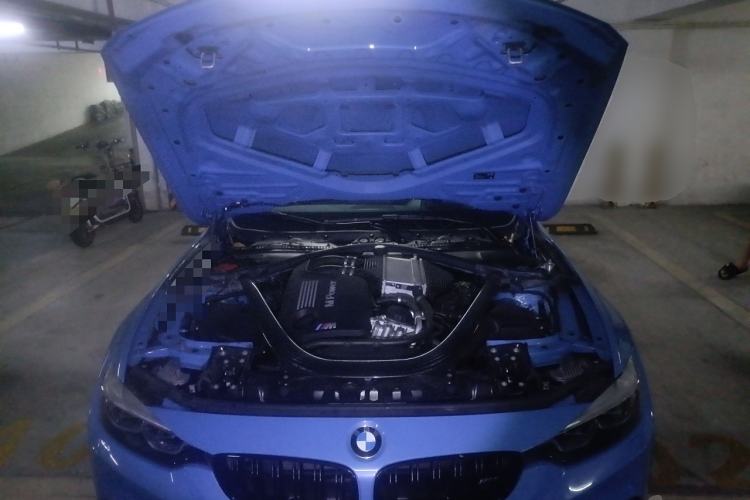 Used BMW M4 2019 M4 Coupe Competition Edition Engine Bay