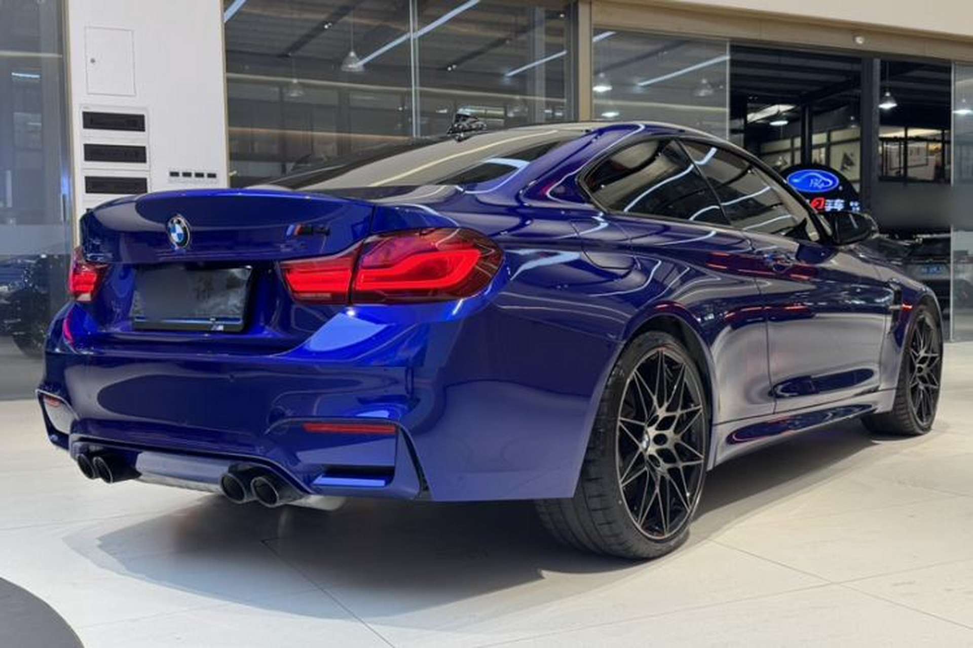 Used BMW M4 2019 M4 Coupe Competition Edition Exterior 11