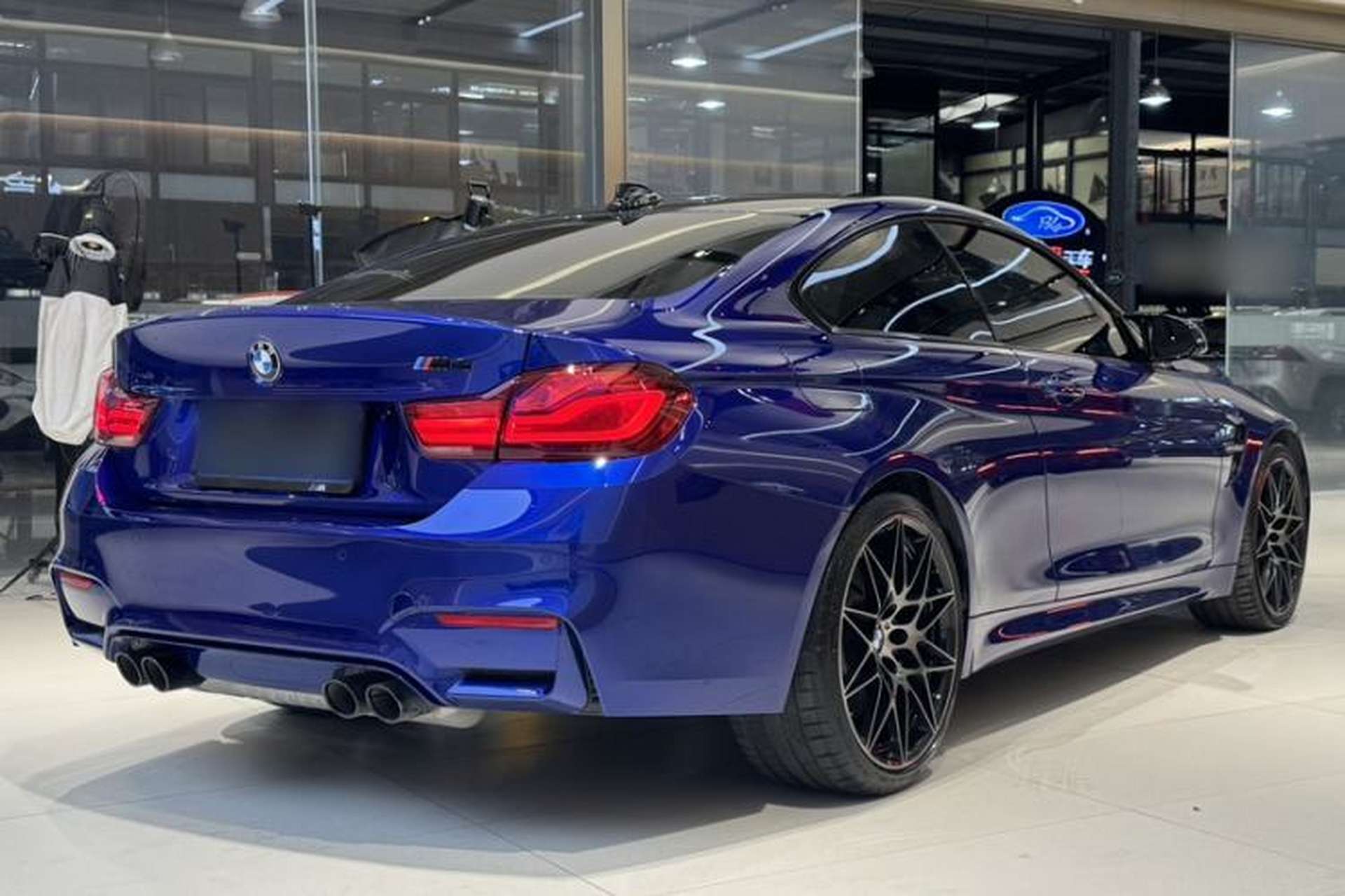 Used BMW M4 2019 M4 Coupe Competition Edition Exterior 12