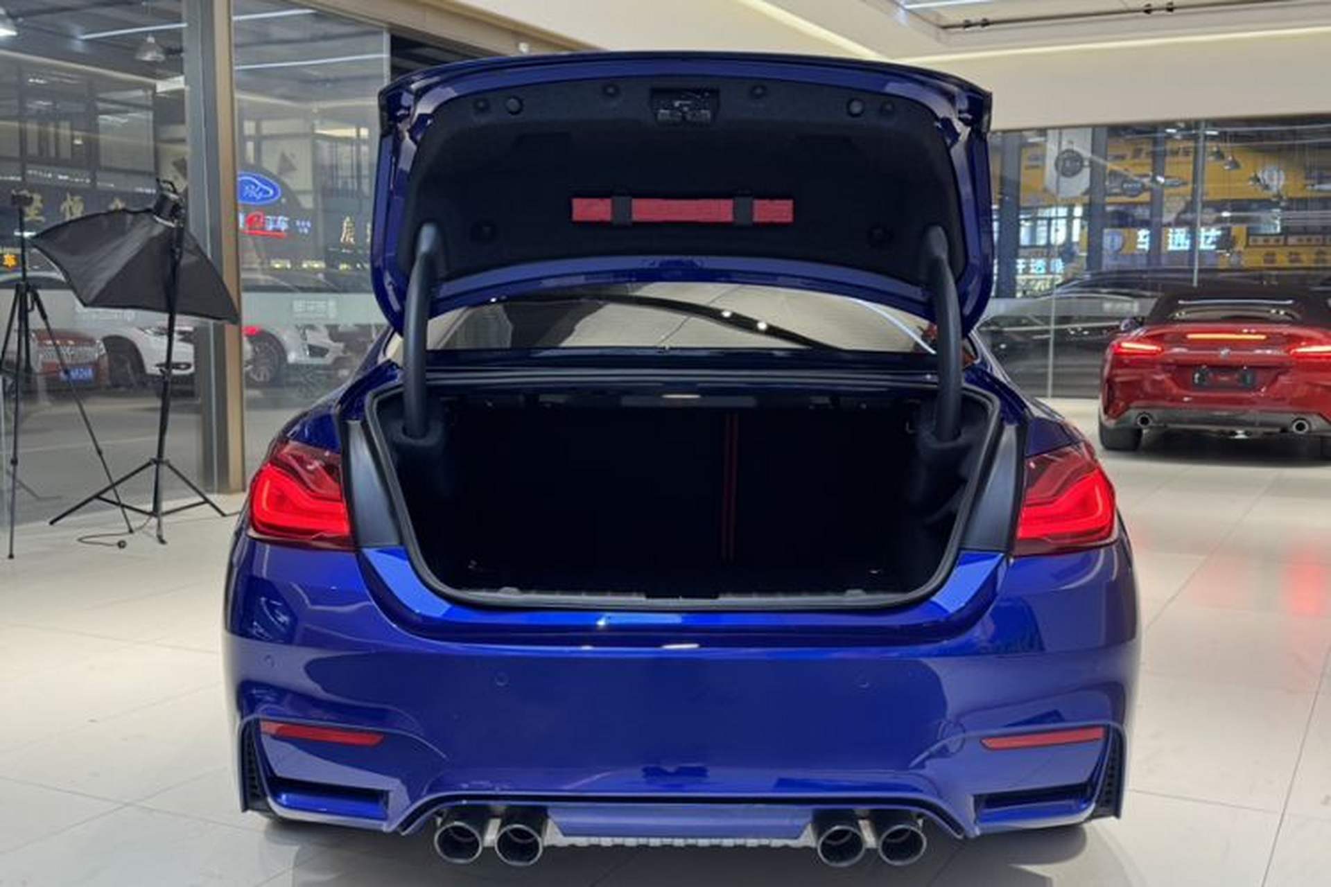 Used BMW M4 2019 M4 Coupe Competition Edition Exterior 4
