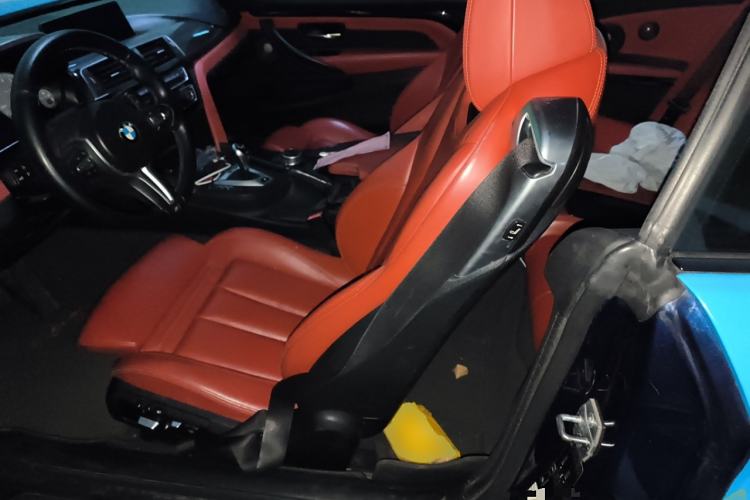 Used BMW M4 2019 M4 Convertible Coupe Shadow Edition Left Rear Seat