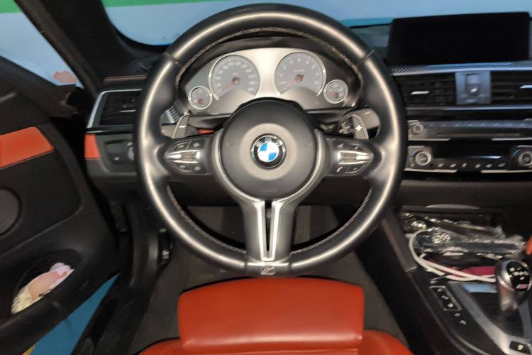 Used BMW M4 2019 M4 Convertible Coupe Shadow Edition Steering Wheel