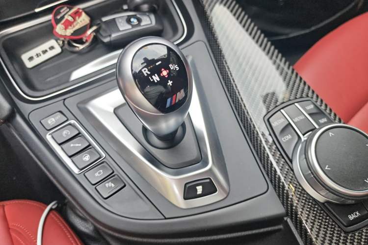 Used BMW M4 2019 M4 Coupe Shadow Edition Gear Lever