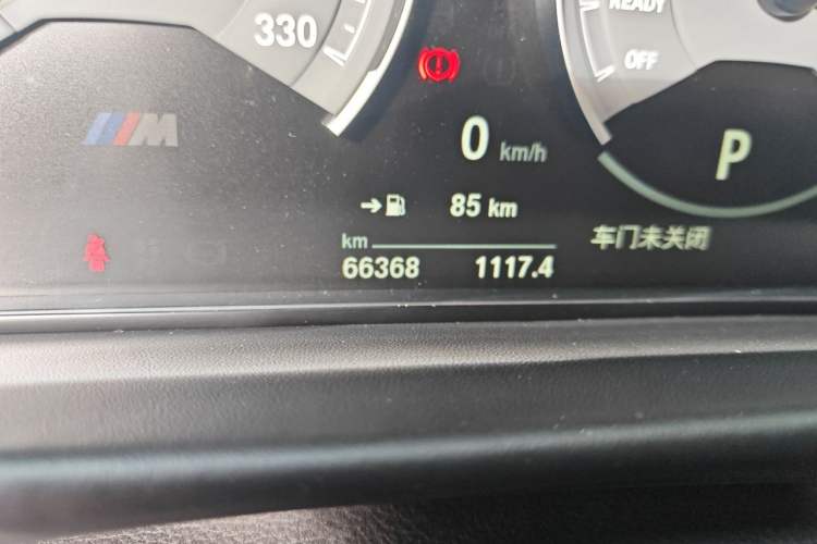 Used BMW M4 2019 M4 Coupe Shadow Edition Odometer Close Up
