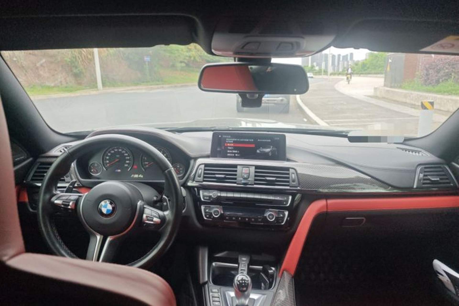 Used BMW M4 2019 M4 Coupe Shadow Edition Interior 2