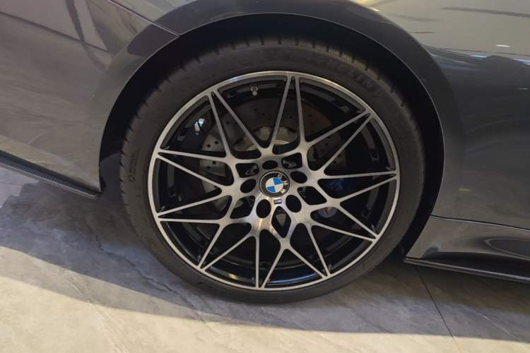 Used BMW M4 2019 M4 Coupe Competition Edition Right Rear Wheel Hub