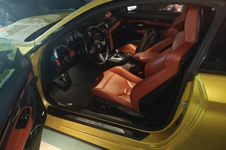 Used BMW M4 2019 M4 Coupe Shadow Edition Driver Seat