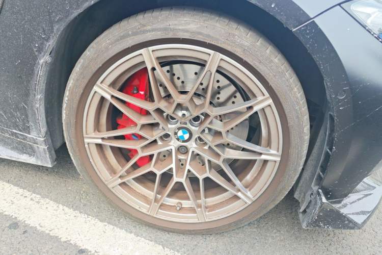 Used BMW M4 2021 M4 Coupe M xDrive Thunder Edition Right Front Wheel Hub