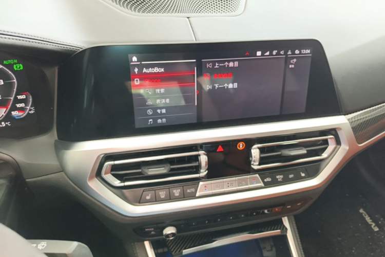 Used BMW M4 2021 M4 Coupe Thunder Edition Audio And AC Panel