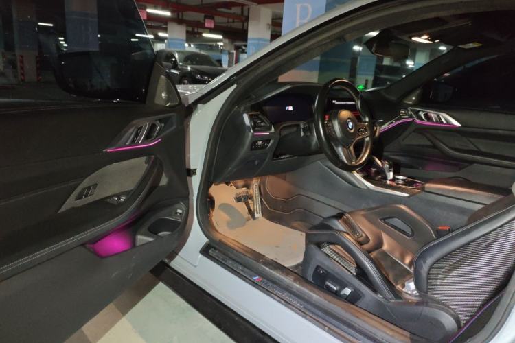 Used BMW M4 2021 M4 Coupe M xDrive Thunder Edition Driver Seat