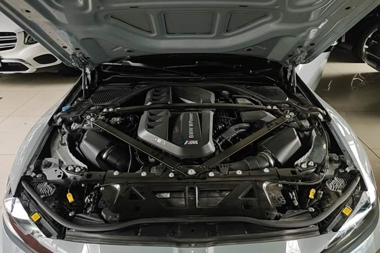 Used BMW M4 2021 M4 Coupe Thunder Edition Engine Bay